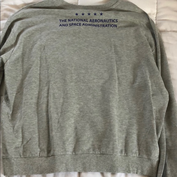 H&M Shirt - Picture 2 of 5